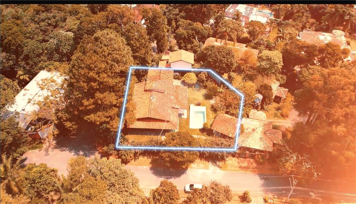 Terreno à venda com 6 quartos no condomínio Quinta dos Lagos, Cotia - SP