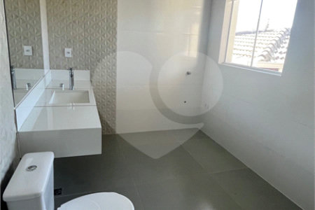 Sobrado à venda com 4 quartos, sendo 3 suítes, em Jardim Paulista, Atibaia, SP