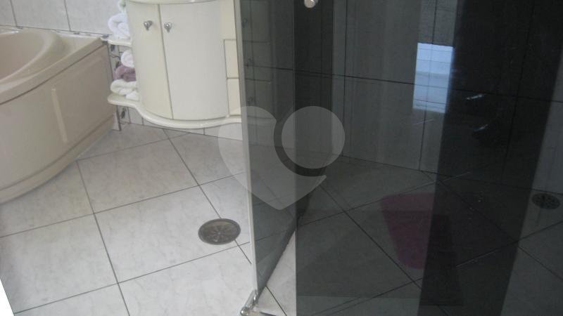 Sobrado à venda com 4 suítes em Tremembé, São Paulo, SP