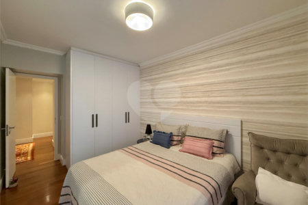 Apartamento à venda com 3 suítes em Campo Belo, São Paulo, SP