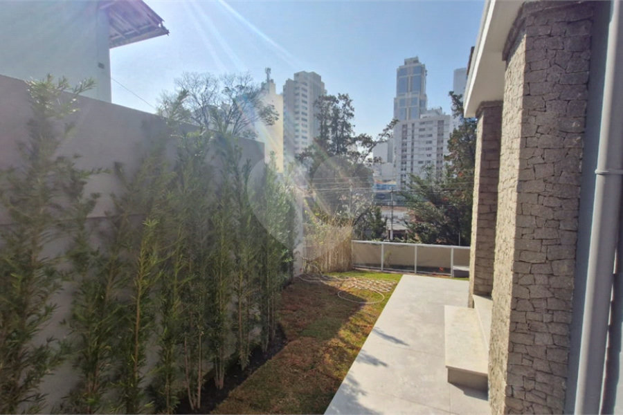 Casa à venda com 2 quartos no condomínio Chácara das Rosas, São Paulo - SP