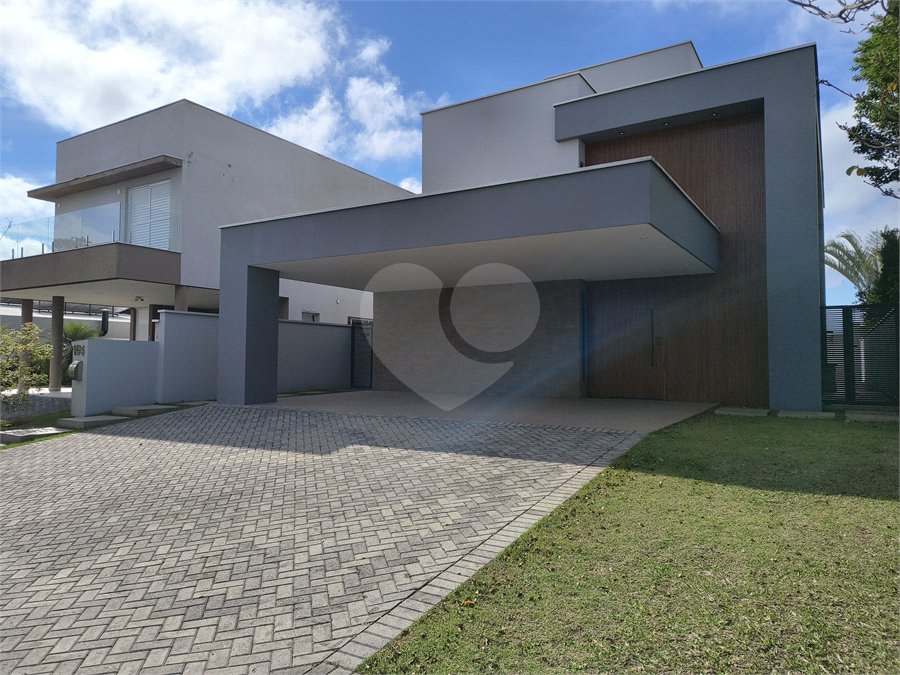 Casa à venda com 3 suítes no condomínio Alphaville Nova Esplanada 1, Votorantim - SP