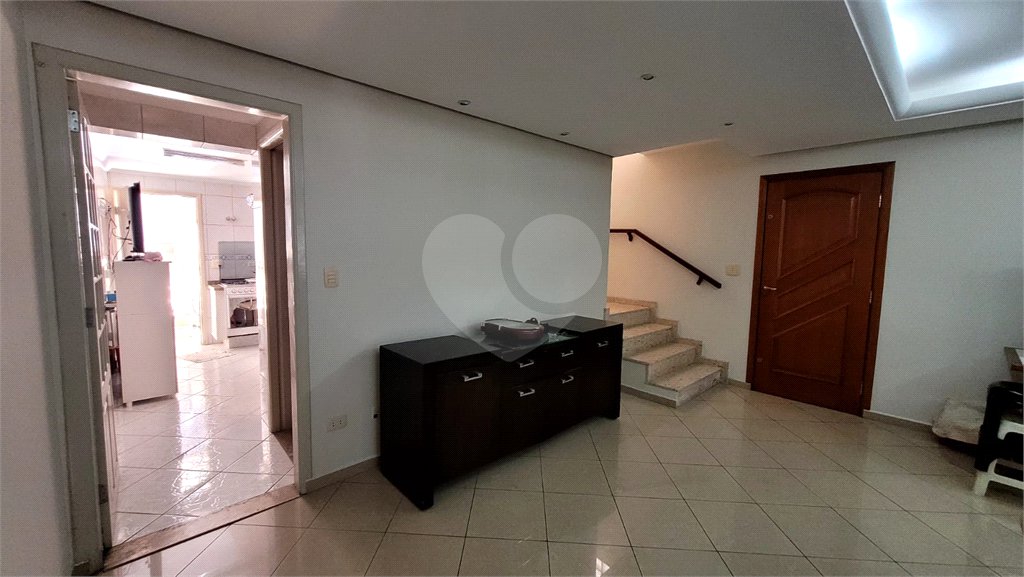 Sobrado à venda com 3 quartos, sendo 1 suíte, em Vila Gustavo, São Paulo, SP