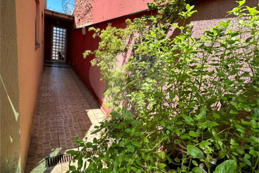 Sobrado à venda com 3 quartos, sendo 1 suíte, em Vila Nova Cachoeirinha, São Paulo, SP