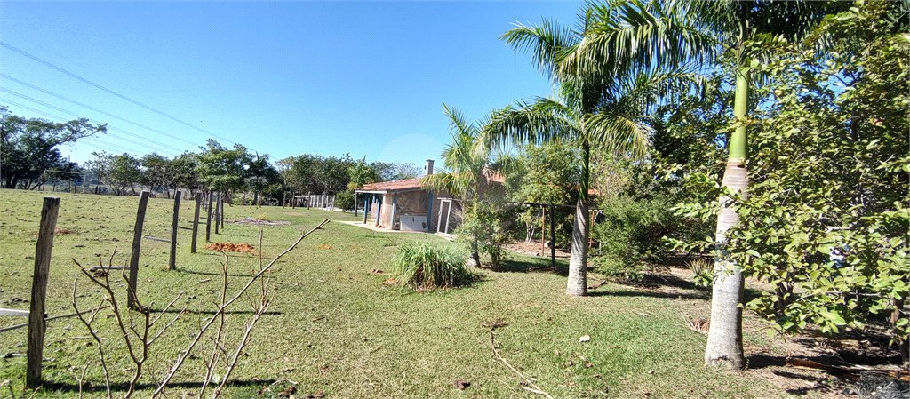 Sítio à venda com 2 suítes em Buru, Salto, SP