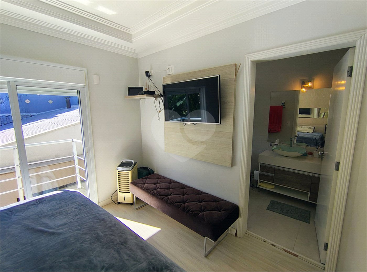 Casa à venda com 3 quartos, sendo 1 suíte,  em Horto Santo Antonio, Jundiaí, SP