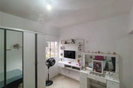 Casa à venda com 2 quartos no condomínio Antilhas, Cotia - SP