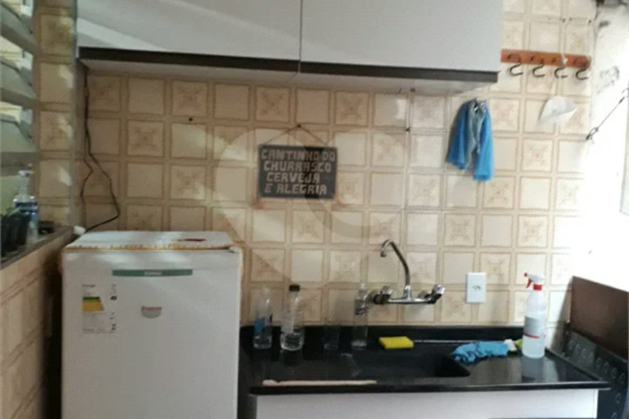 Sobrado à venda com 3 quartos no Brasilândia, São Paulo, SP