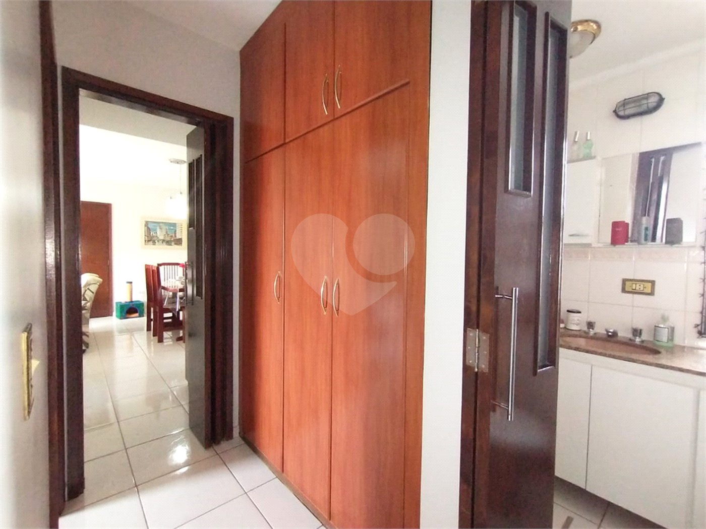 Apartamento à venda com 3 quartos, sendo 1 suíte, em Vila Dom Pedro I, São Paulo, SP