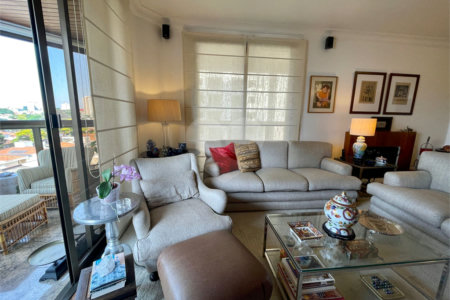 Apartamento à venda com 4 quartos, sendo 3 suítes, em Campo Belo, São Paulo, SP