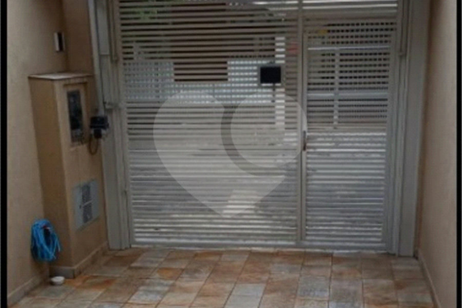Sobrado à venda com 2 quartos em Santa Terezinha, São Paulo, SP