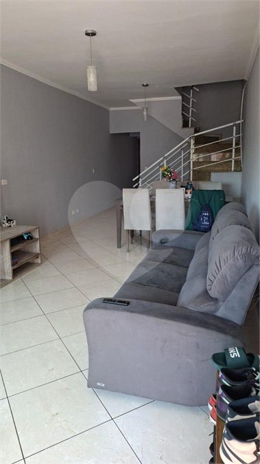 Sobrado à venda com 3 quartos, sendo 1 suíte, em Vila Gustavo, São Paulo, SP