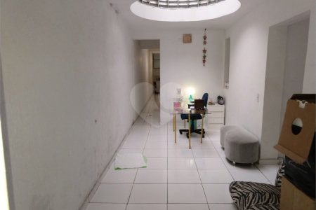 Sobrado à venda com 4 quartos em Campo Belo, São Paulo, SP