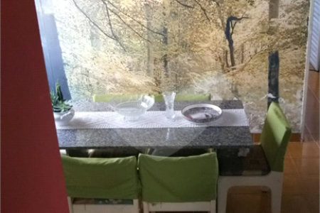 Sobrado à venda com 3 quartos, sendo 1 suíte, em Bosque da Saúde, São Paulo, SP