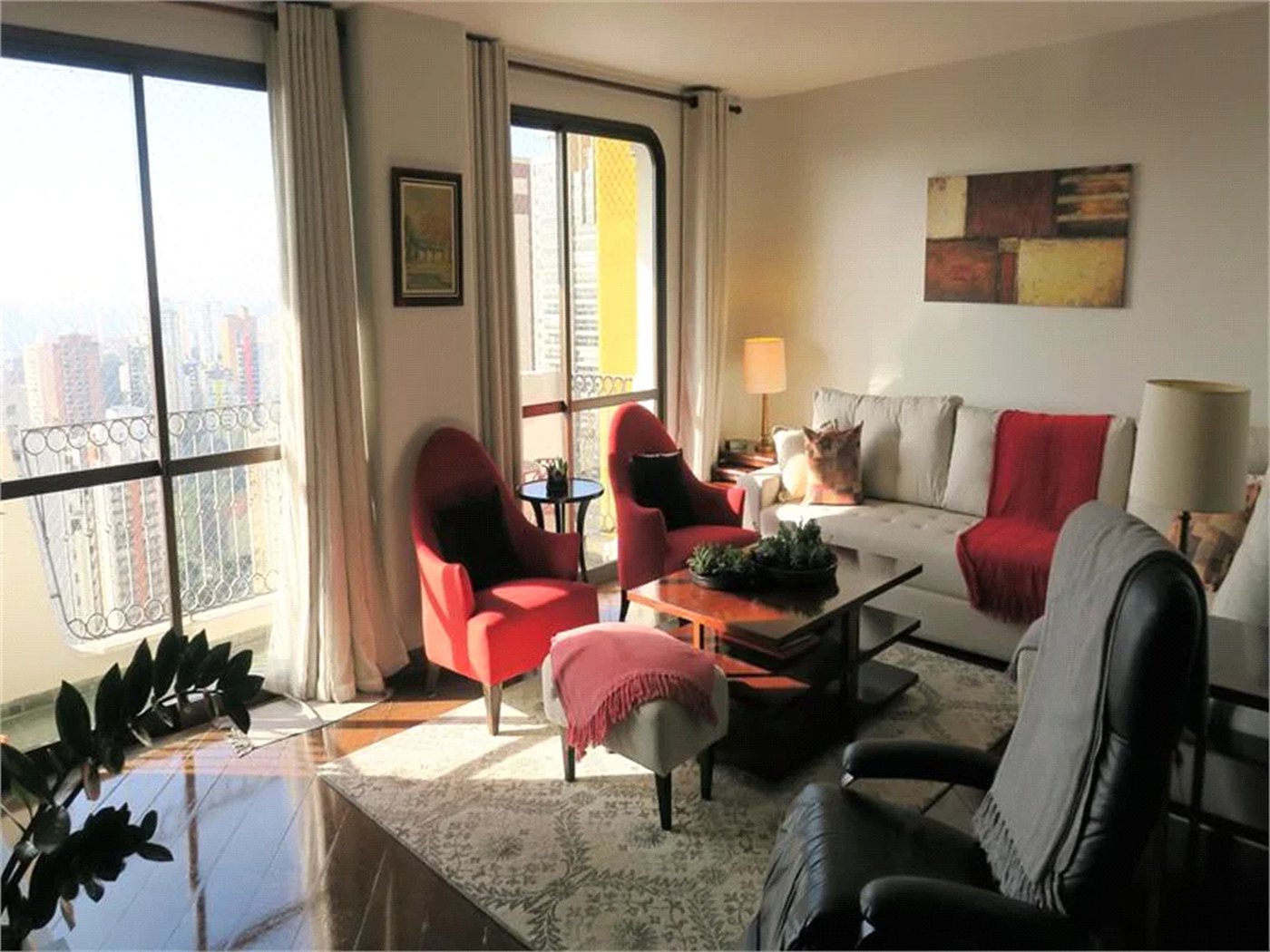 Apartamento à venda com 4 quartos, sendo 2 suítes, em Vila Suzana, São Paulo, SP