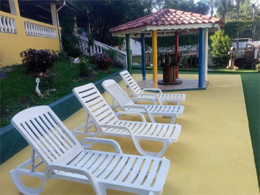 Chácara à venda com 3 quartos em Lavras, Mairiporã, SP