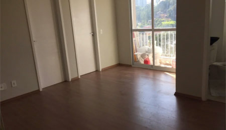 Apartamento à venda com 3 quartos, sendo 1 suíte,  em Parque Reboucas, São Paulo, SP