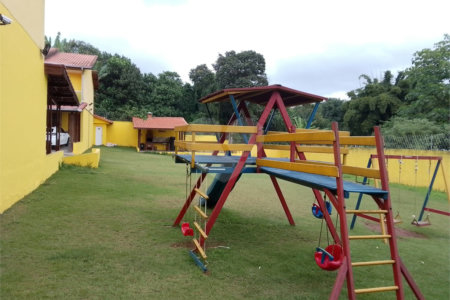 Casa à venda com 2 quartos no condomínio Residencial Armênia, Ferraz de Vasconcelos - SP