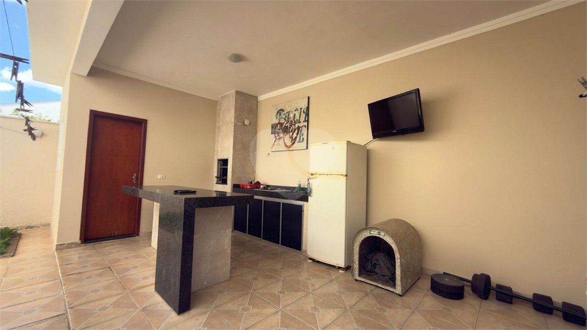 Casa à venda com 4 quartos, sendo 1 suíte,  no condomínio Portobello Sorocaba, Sorocaba - SP