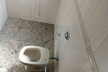 Sobrado à venda com 5 quartos, sendo 4 suítes,  em Rolinópolis, São Paulo, SP