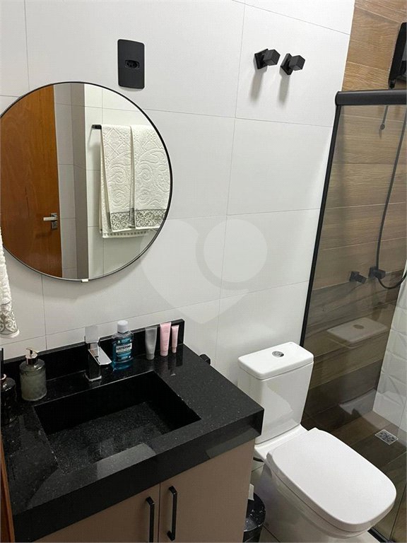 Casa à venda com 3 quartos, sendo 1 suíte, no condomínio Horto Florestal Villagio, Sorocaba - SP