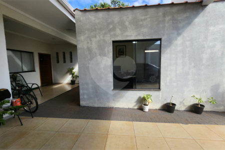 Casa à venda com 3 quartos, sendo 1 suíte,  em Cidade Jardim, Araraquara, SP