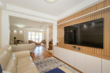 Casa à venda com 4 suítes no condomínio Conde D Eu, São Paulo - SP