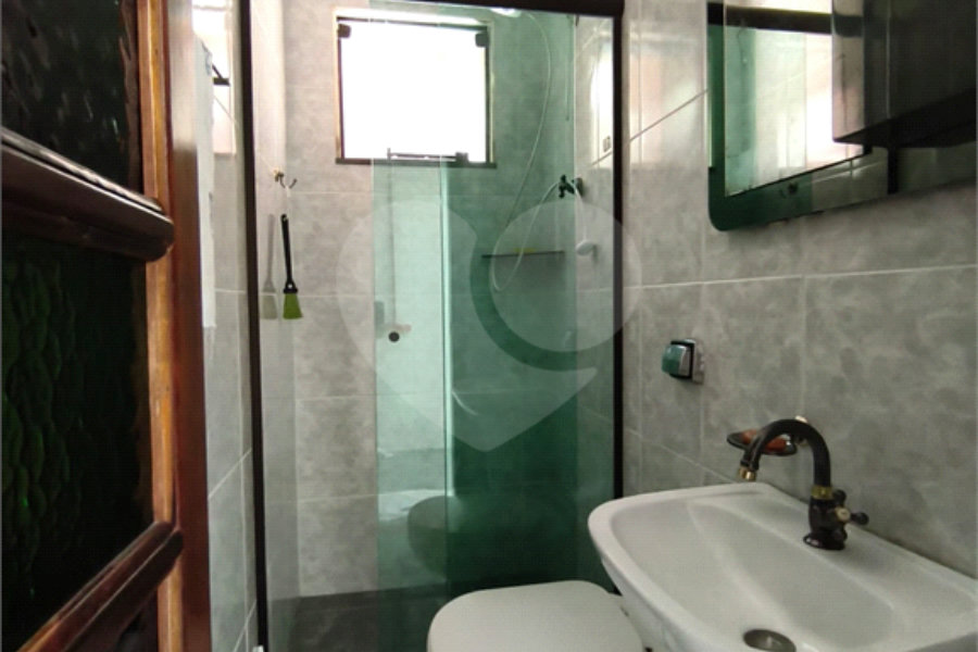 Sobrado à venda com 3 quartos, sendo 1 suíte, em Tremembé, São Paulo, SP
