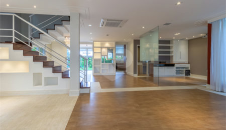 Casa à venda com 4 suítes no condomínio Las Cumbres, São Paulo - SP