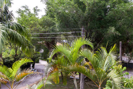 Sobrado à venda ou para alugar com 3 suítes em Jardim Guedala, São Paulo, SP