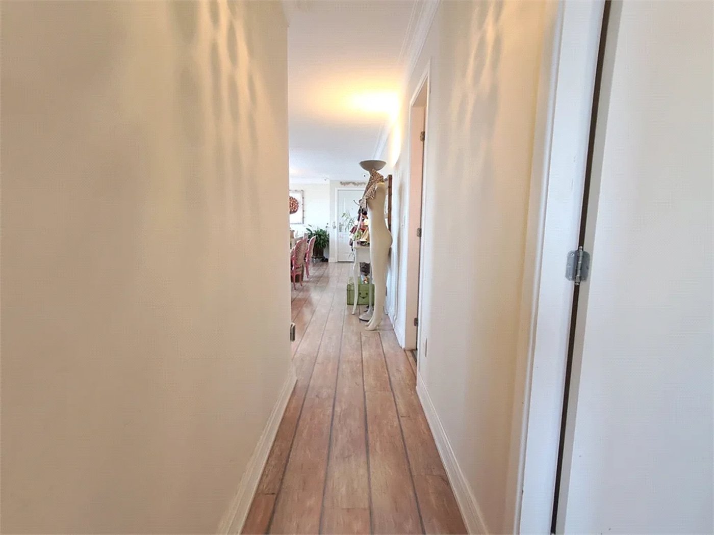 Apartamento à venda com 2 suítes em Vila Romana, São Paulo, SP
