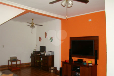 Sobrado à venda com 2 quartos, sendo 1 suíte, em Jardim São Luís, Suzano, SP
