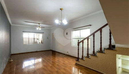Casa à venda com 5 quartos, sendo 1 suíte,  em Vila Rosália, Guarulhos, SP