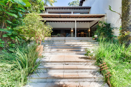 Casa à venda com 4 suítes em Alto da Boa Vista, São Paulo, SP