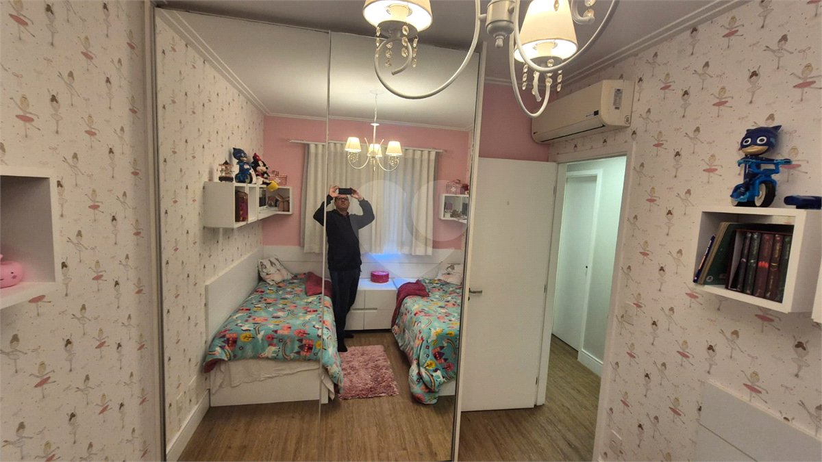 Apartamento à venda com 3 quartos, sendo 1 suíte, em Jardim Arpoador, São Paulo, SP