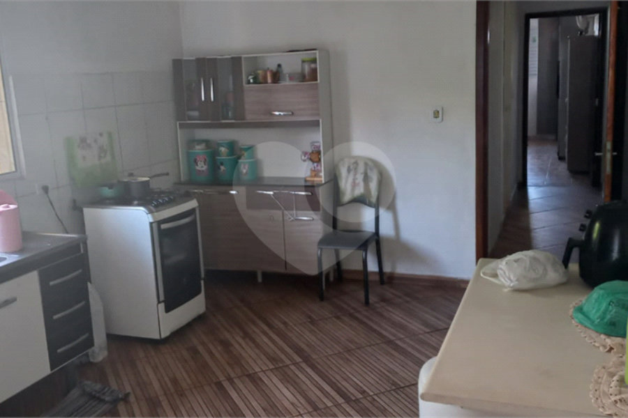 Casa à venda com 3 quartos em Horto, São Paulo, SP