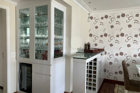 Apartamento à venda com 4 quartos, sendo 3 suítes, em Vila Andrade, São Paulo, SP