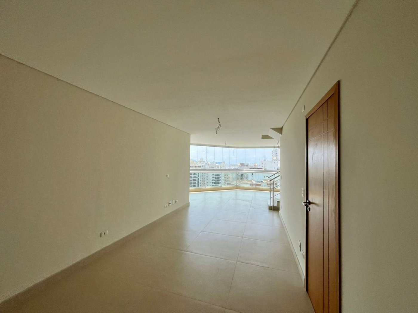 Cobertura com 3 dormitórios à venda, 270 m² por R$ 2.890.000,00 - Barra Funda - Guarujá/SP