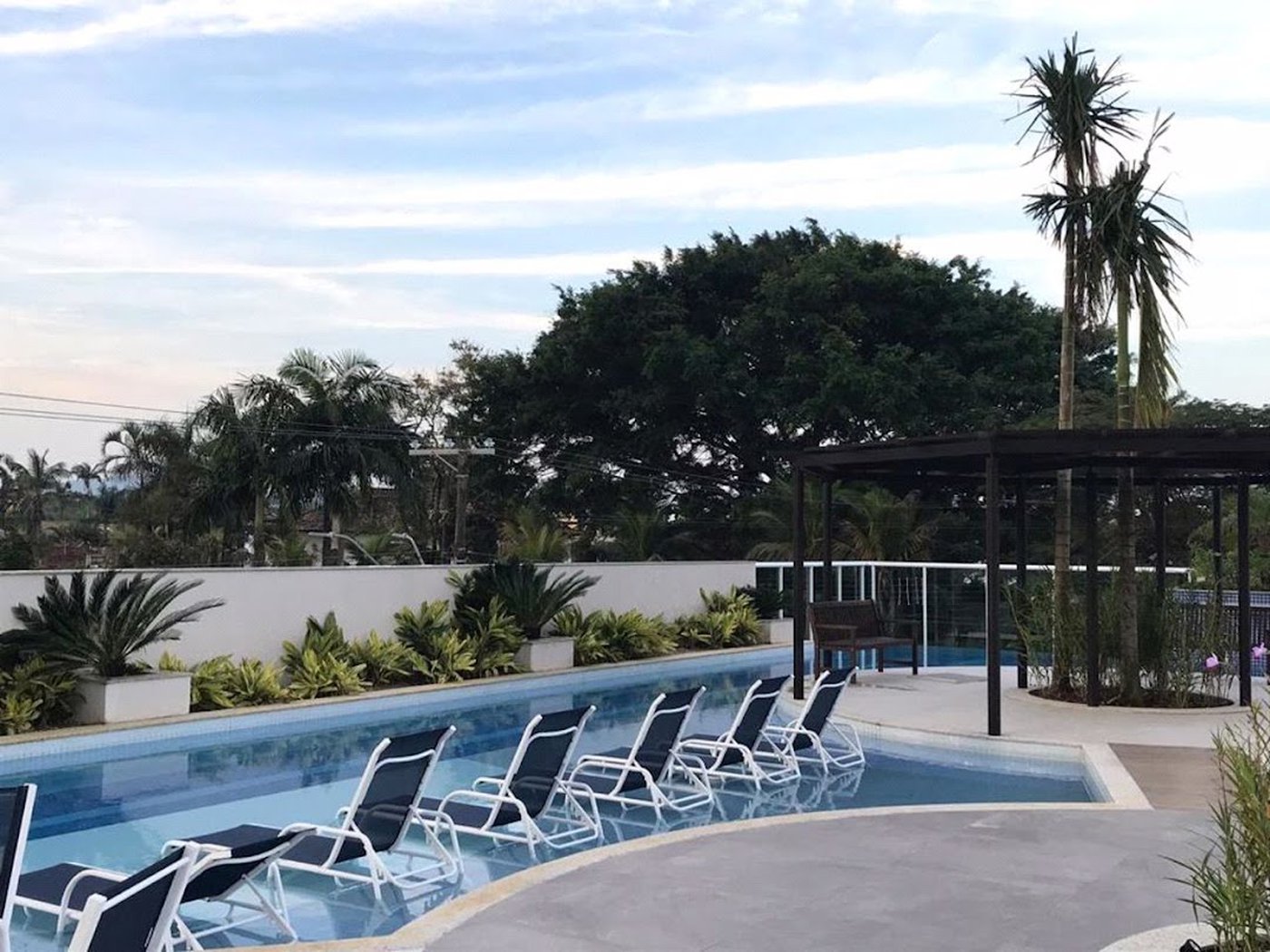 Apartamento Residencial à venda, Jardim Virginia, Guarujá - AP1792.