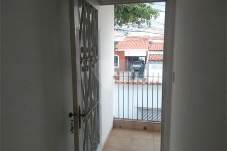 Sobrado à venda com 3 quartos, sendo 1 suíte, em Jardim Maria Antônia Prado, Sorocaba, SP