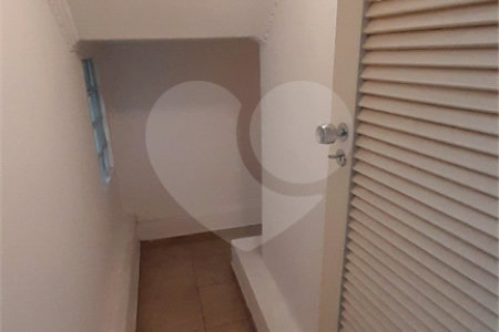 Sobrado para alugar com 5 quartos, sendo 3 suítes, em Jardim do Mar, São Bernardo do Campo, SP