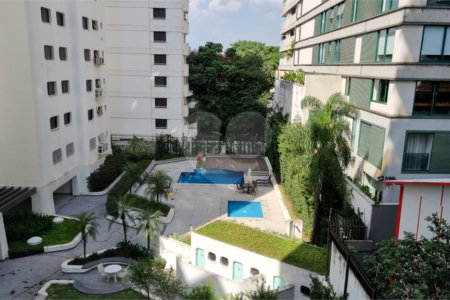 Apartamento à venda com 2 quartos, sendo 1 suíte, em Vila Nova Conceição, São Paulo, SP