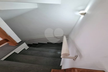 Casa à venda com 3 quartos, sendo 1 suíte,  no condomínio Residencial Villagio, São Paulo - SP