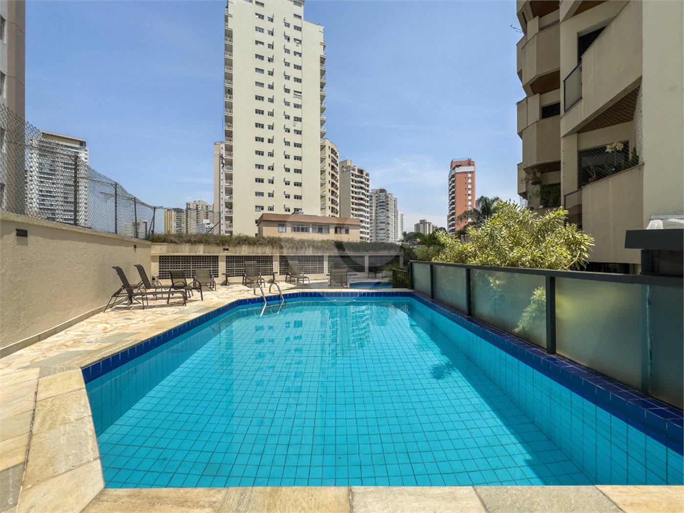 Apartamento à venda com 3 quartos, sendo 1 suíte, em Vila Mariana, São Paulo, SP