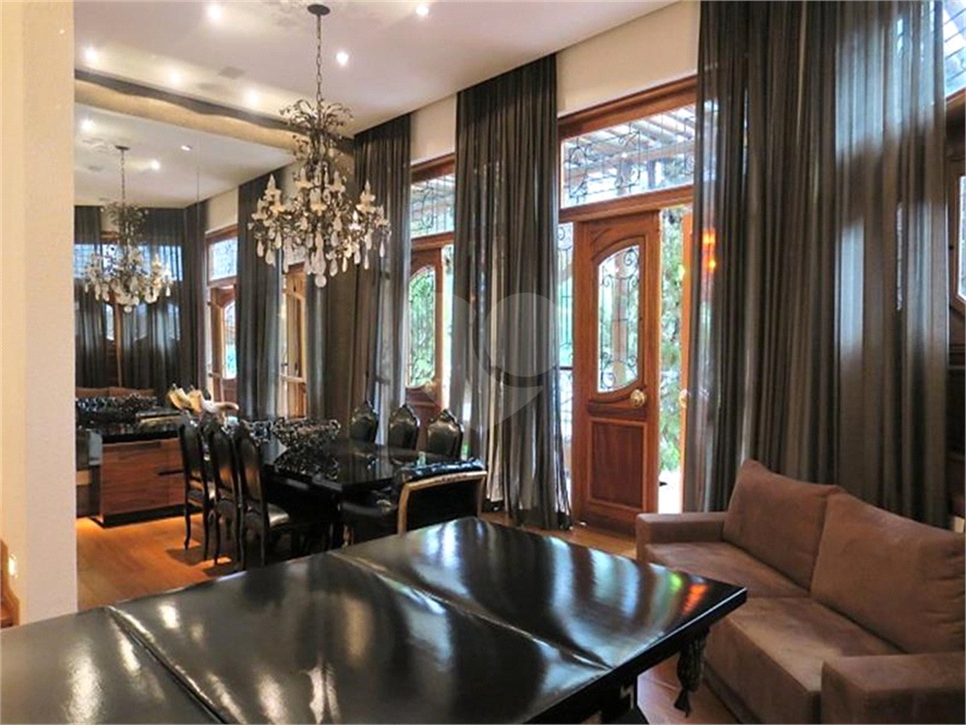 Casa em condomínio à venda com 4 quartos, sendo 3 suítes, em Jardim Vitória Régia, São Paulo, SP