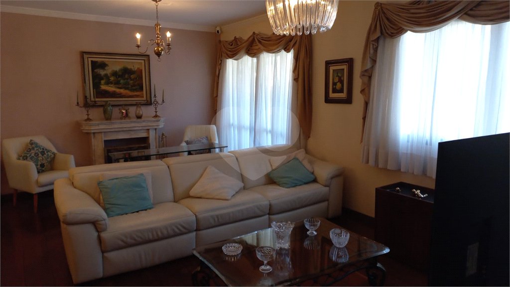 Apartamento à venda ou para alugar com 3 quartos, sendo 1 suíte, em Saúde, São Paulo, SP