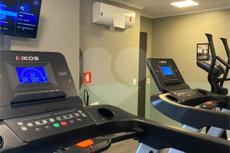 Apartamento à venda com 3 quartos em Moema, São Paulo, SP