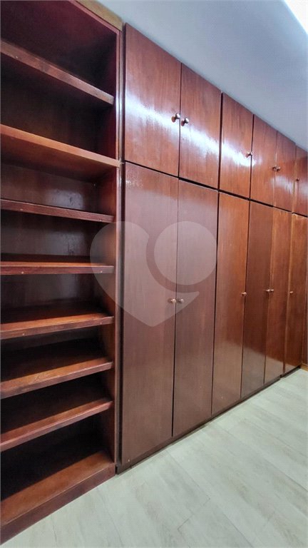 Chácara à venda com 3 quartos, sendo 2 suítes, em Planalto Verde, São Roque, SP
