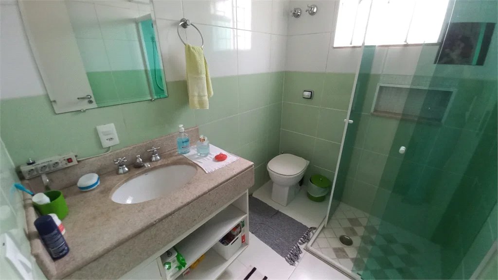 Sobrado à venda com 3 quartos, sendo 1 suíte,  em Vila Gomes, São Paulo, SP