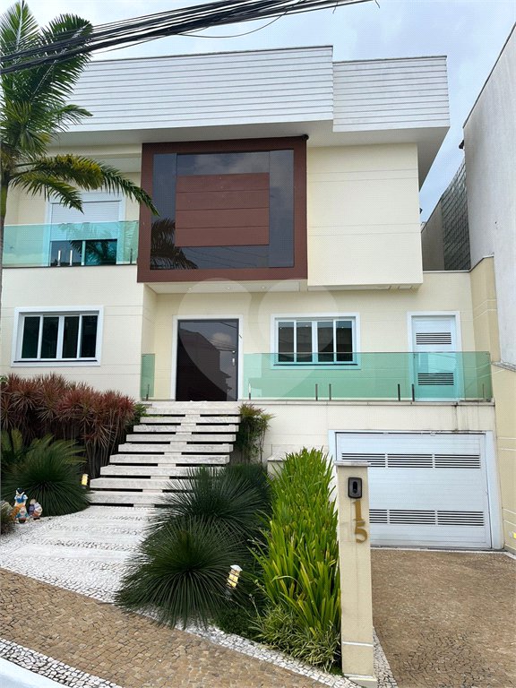 Casa à venda com 5 suítes no condomínio Mirante do Horto, São Paulo - SP